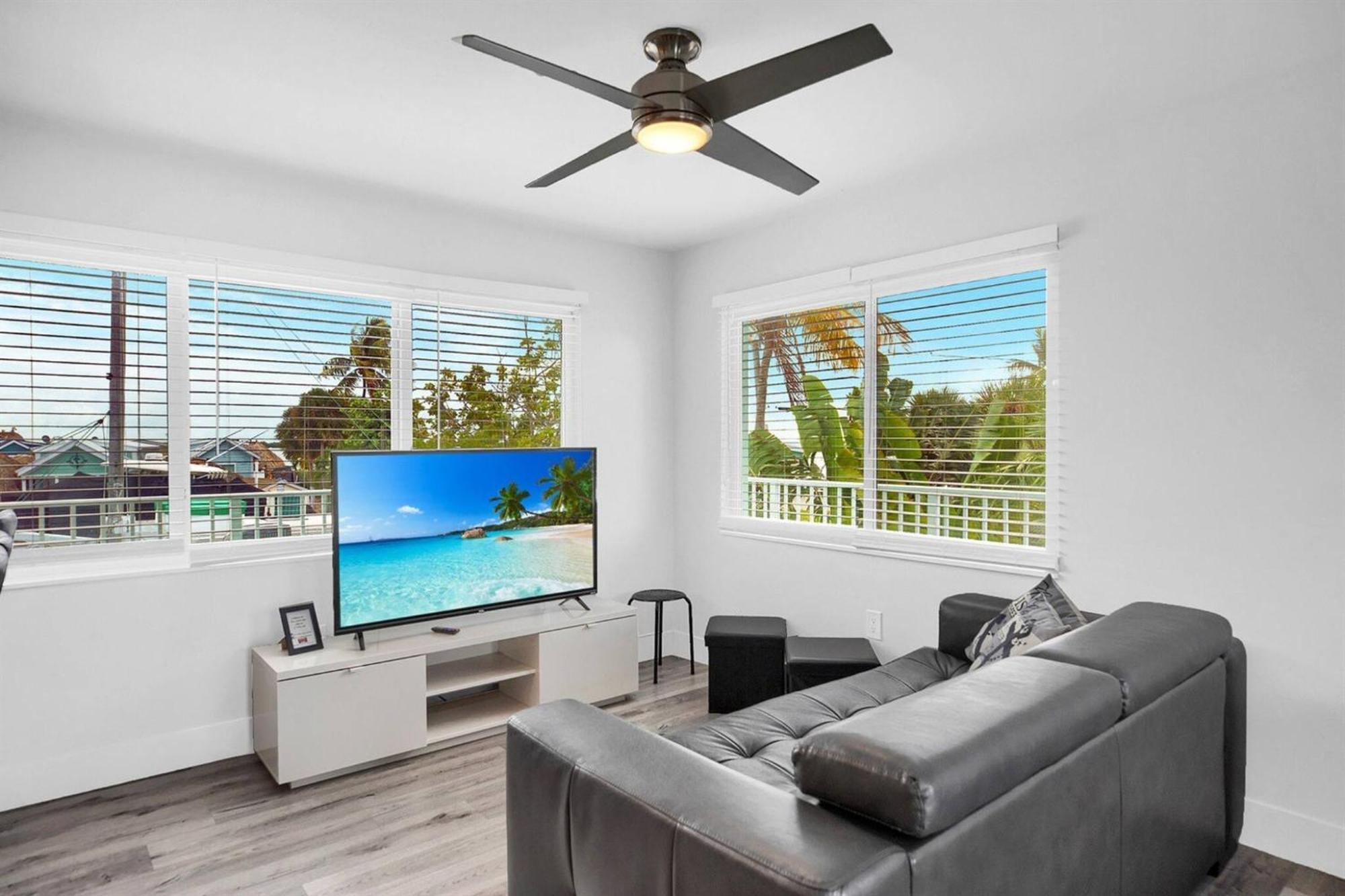 Waterfront Studio 1, Kayaks, Pool, Bay View, Wifi Jewfish Kültér fotó